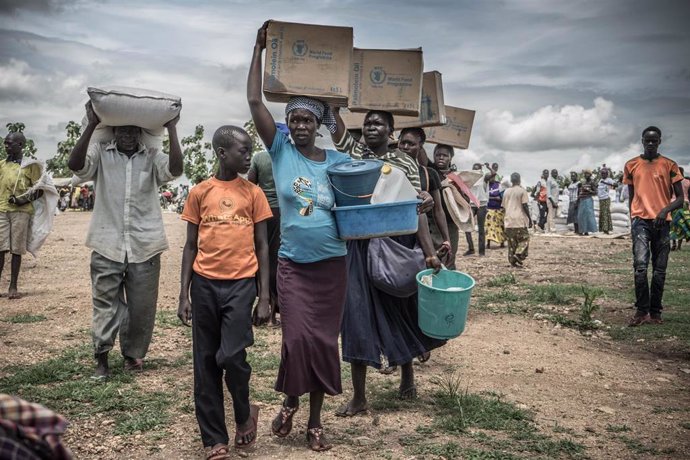 Archivo - Refugiados sursudaneses en Uganda tras huir de los combates en Sudán del Sur