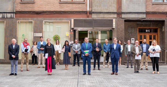 Comisión Gestora encargada de liderar el proceso de unificación entre el Colegio de Economistas de Asturias y el Colegio Oficial de Titulados Mercantiles y Empresariales de Asturias.