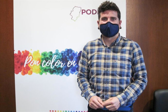 Archivo - El portavoz de Podemos Equo en las Cortes de Aragón, Nacho Escartín