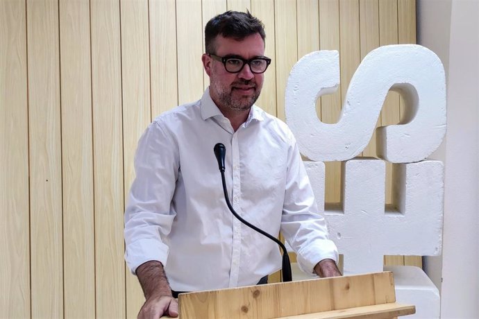 El coordinador de MÉS per Mallorca, Antoni Noguera, en una rueda de prensa.