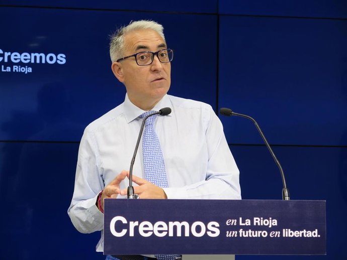 El diputado del Grupo Parlamentario Popular, Jesús Ángel Garrido, en comparecencia de prensa