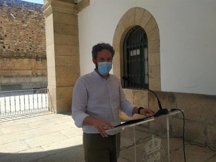 Cáceres estabiliza la incidencia con 108 casos a los siete días y aumenta la vigilancia en el ocio nocturno
