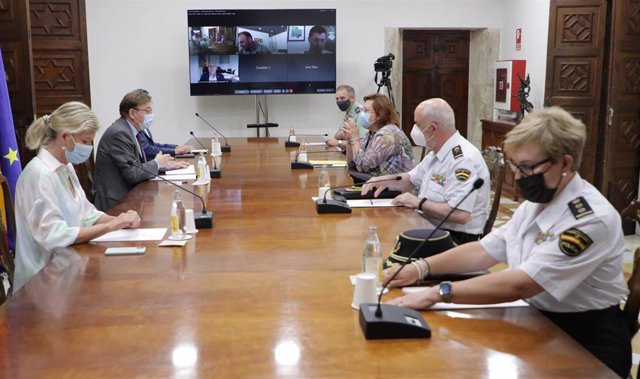 Reunión sobre coordinación de seguridad en el Palau de la Generalitat