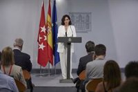 Ayuso reitera que Telemadrid "necesita un revulsivo" porque "sigue bajando la audiencia"