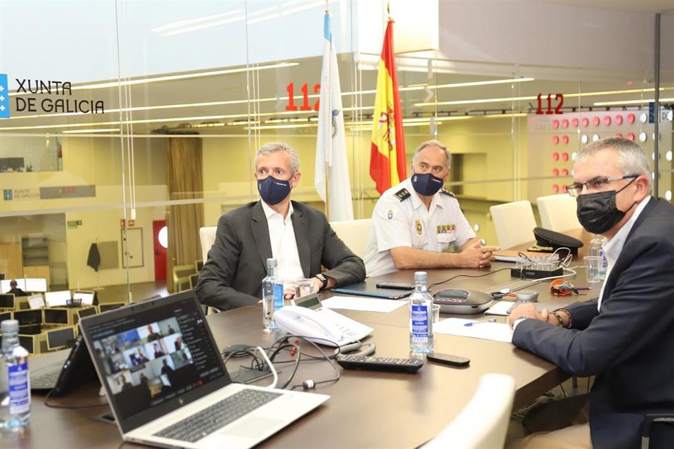Rueda preside una reunión de coordinación con mandos policiales.