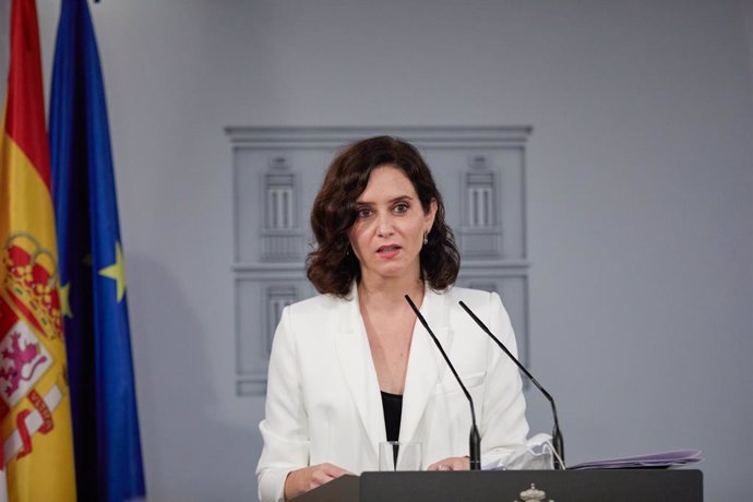 Arxiu - La presidenta de la Comunitat de Madrid, Isabel Díaz Ayuso, al palau de La Moncloa