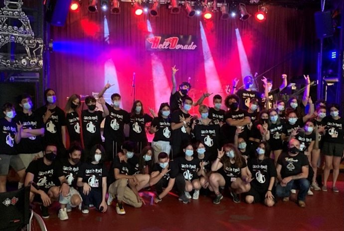 Un total de 30 jóvenes de Euskadi y Galicia participan en la XII edición de las colonias Gazterock