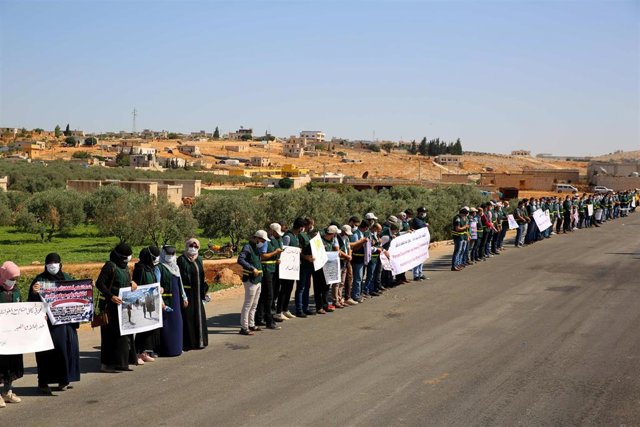 Cadena humana para pedir el acceso de ayuda a Idlib, Siria
