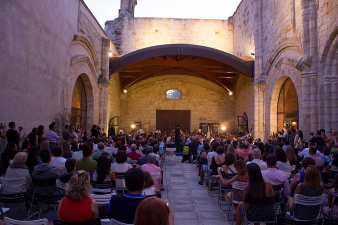 Archivo - Concierto de anteriores ediciones del Encuentro Orquestal Sinfónico.