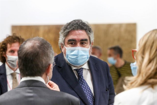 El ministro de Cultura y Deporte, José Manuel Rodríguez Uribes, durante la inauguración de la feria de arte contemporáneo ARCO