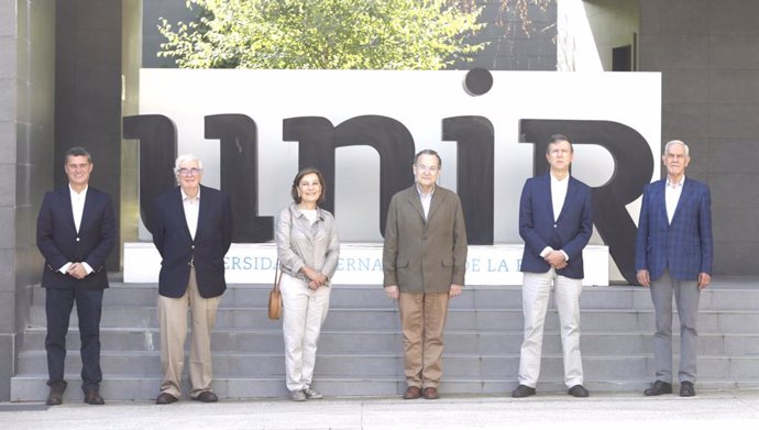 Visita a UNIR del Consejo Asesor en Colomabia, de izquierda a derecha: Carlos Raúl Yepes, Moisés Wasserman, Cecilia Vélez, José María Vázquez García-Peñuela, Juan Luis Mejía y Gonzalo Arboleda