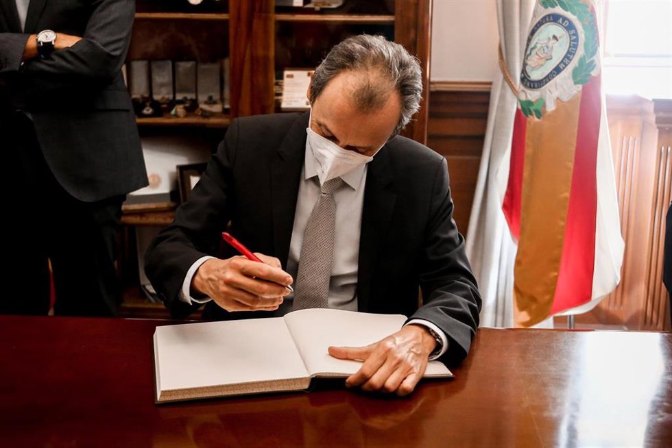 El ministro de Ciencia e Innovación, Pedro Duque,