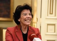 Celaá, ministra que da nombre a la octava y polémica ley educativa en democracia y primera portavoz de Sánchez
