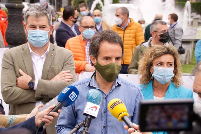 Ignacio Cuesta, durante la concentración convocada por Ciudadanos el pasado 11 de junio contra la indultos.