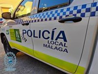 La Policía Local de Málaga interviene en una concentración junto al Palacio de Ferias de un centenar de jóvenes