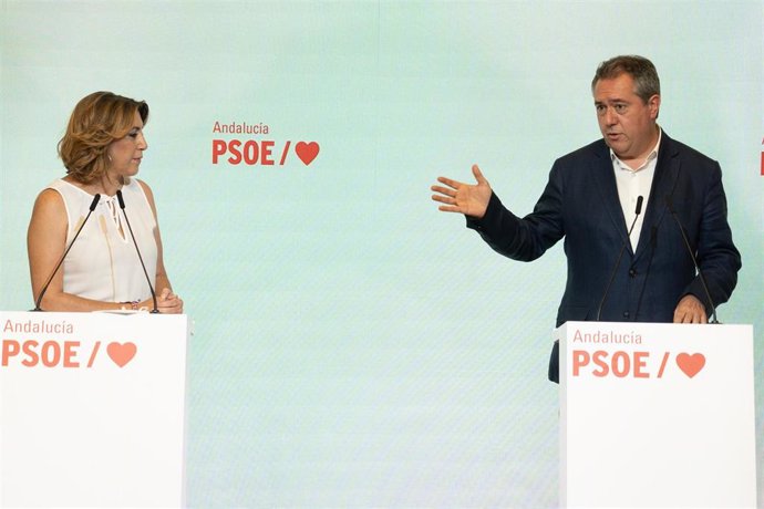 El candidato del PSOE-A a la presidencia de la Junta, Juan Espadas, y la secretaria general, Susana Díaz, ofrecen una rueda de prensa a 28 de junio 2021 en Sevilla (Andalucía)