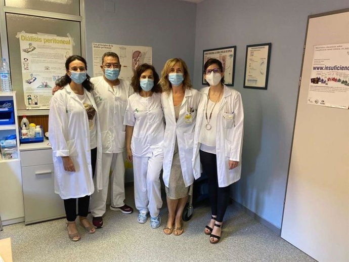 Equipo de diálisis domiciliaria del Área de Salud de Cáceres.