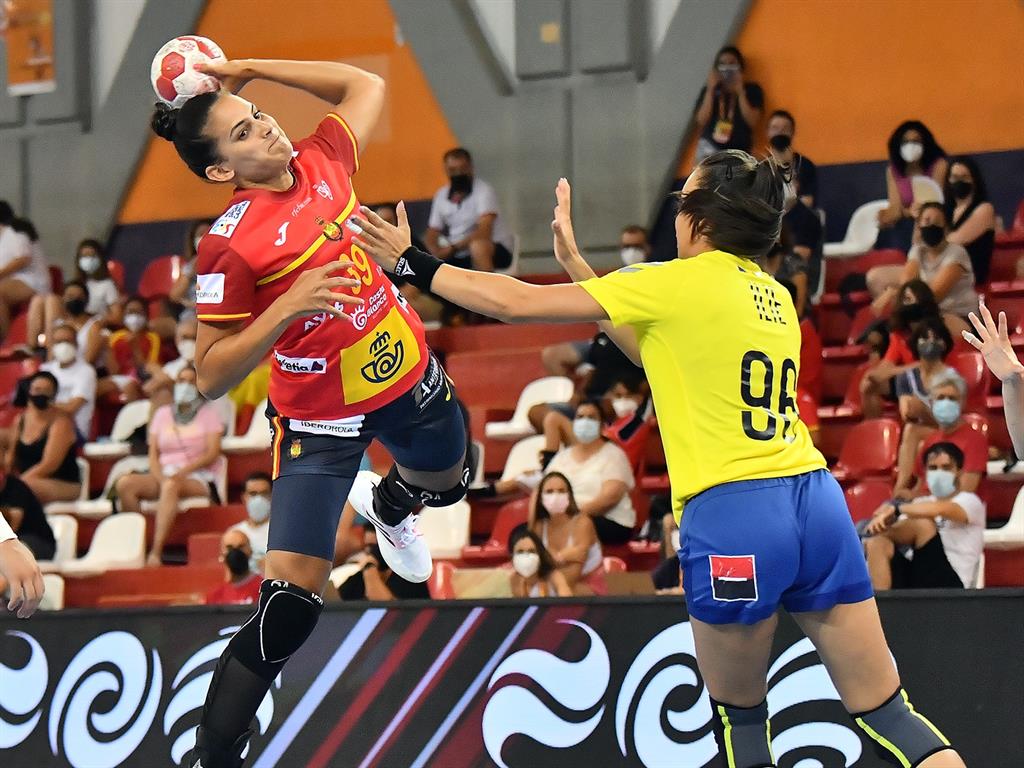 Las 'Guerreras' se dan un festín antes de ir a Tokyo 2020 - Vimarsana News