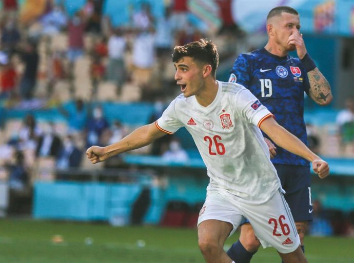 Pedri con la selección española