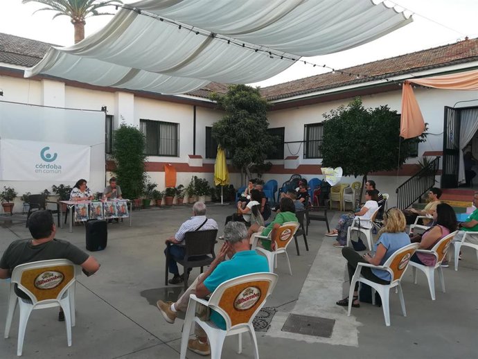 Un momento de la Asamblea Ciudadana de Córdoba en Común.