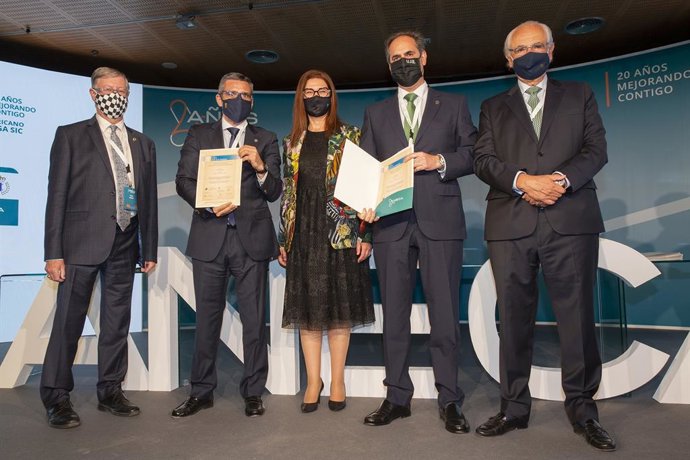 Entrega de los sellos internacionales de Aneca a las Escuelas Politécnicas Superiores de la UJA.