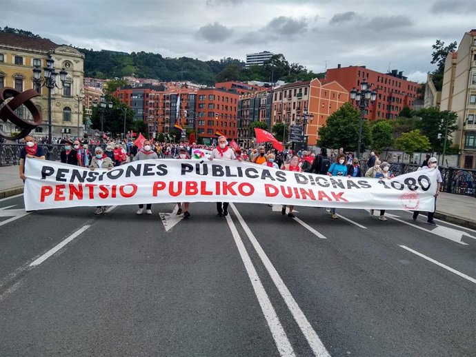 Manifestación en Bilbao del Movimiento de Pensionistas