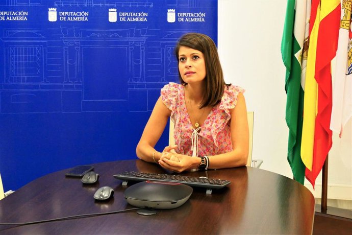 Ángeles Martínez durante su intervención