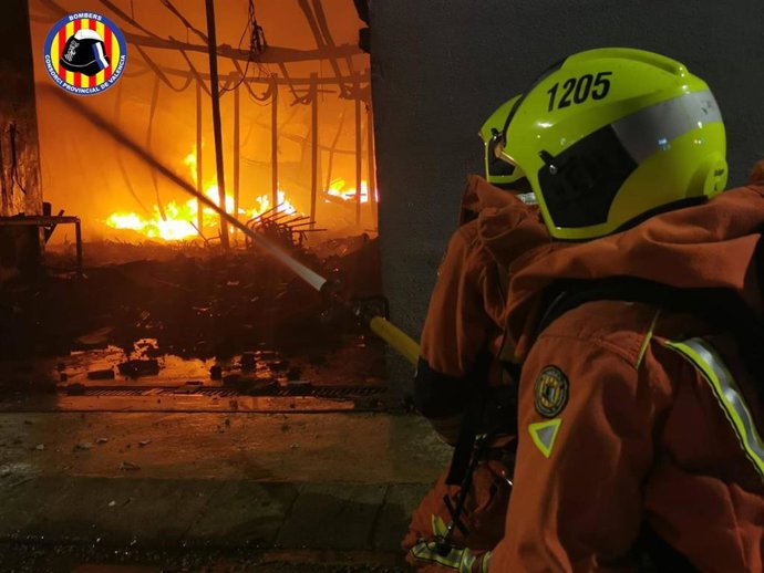Incendio en Beniarjó