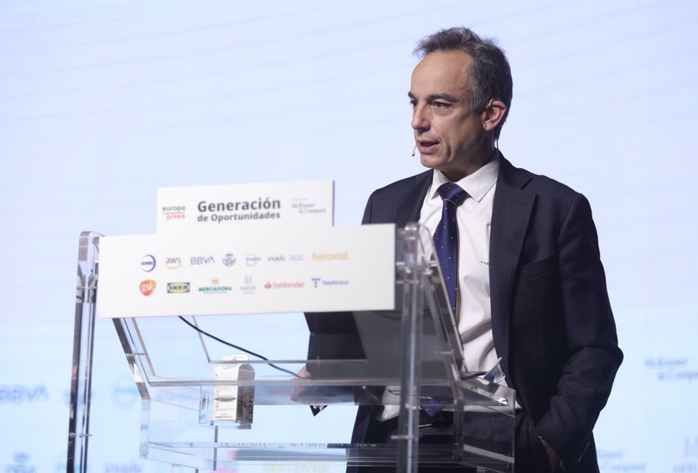 El presidente de McKinsey&Company en España y Portugal, Alejandro Beltrán, interviene en el acto inaugural del proyecto 'Generación de oportunidades', a 1 de julio de 2021, en el Auditorio El Beatriz, Madrid, (España). 