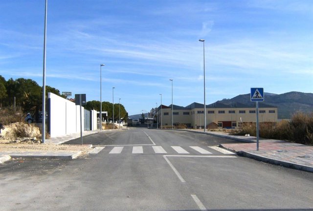 Sueo de uso industrial que se oferta en Torreedonjimeno.