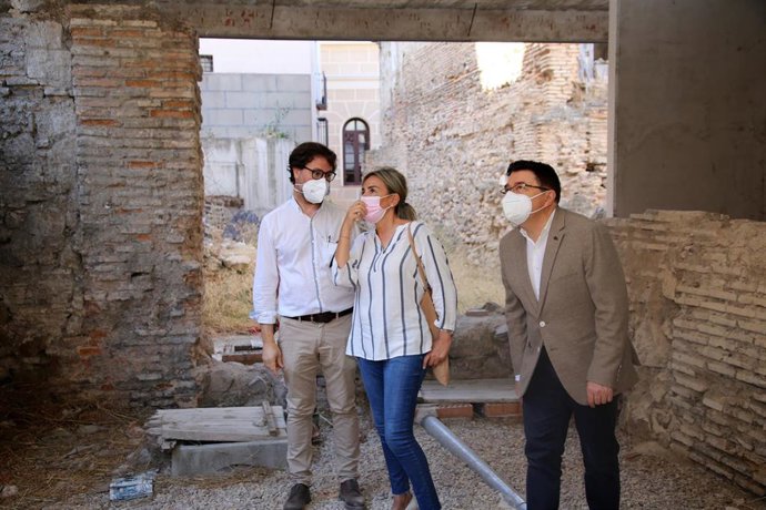 La alcaldesa de Toledo, Milagros Tolón, anuncia un espacio para la culutra en el Corral de don Diego.