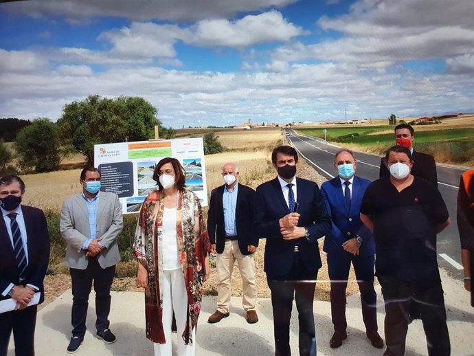 Visita al tramo entre Carrión y Villaproviano en Palencia).