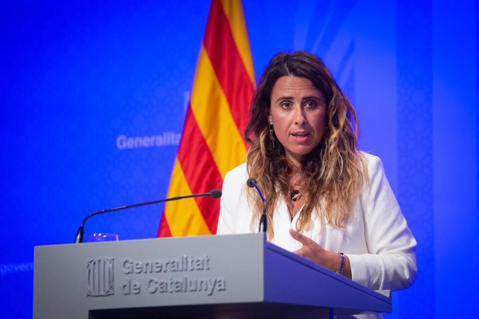 La portavoz del Govern de la Generalitat, Patrícia Plaja, interviene en una rueda de prensa posterior a una reunión del Consell Executiu, a 12 de julio de 2021, en la Generalitat de Cataluña, Barcelona, Catalunya, (España). Plaja ha confiado este martes