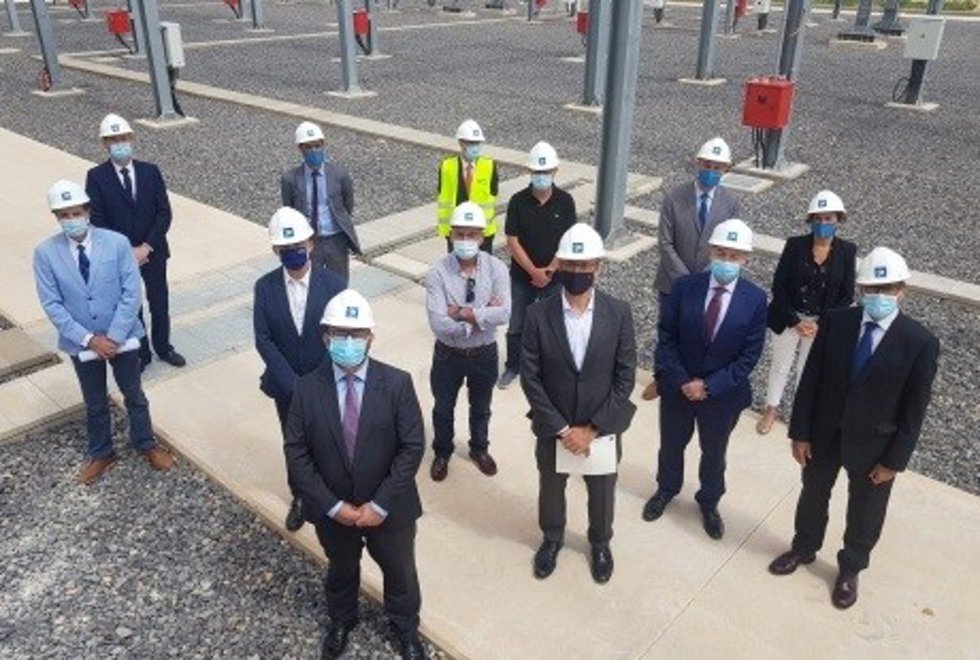 El vicepresidente y consejero de Industria, Competitividad y Desarrollo Empresarial, Arturo Aliaga, ha visitado la subestación de Cariñena (Zaragoza).