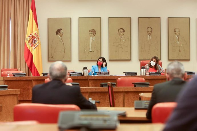 La ministra de Sanidad, Carolina Darias, comparece en la Comisión de Sanidad y Consumo en el Congreso de los Diputados, a 13 de julio de 2021, en Madrid (España).