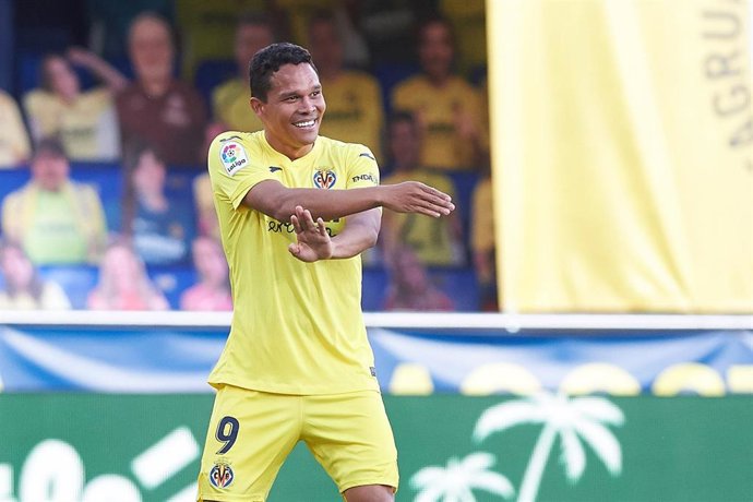 Archivo - Carlos Bacca con el Villarreal