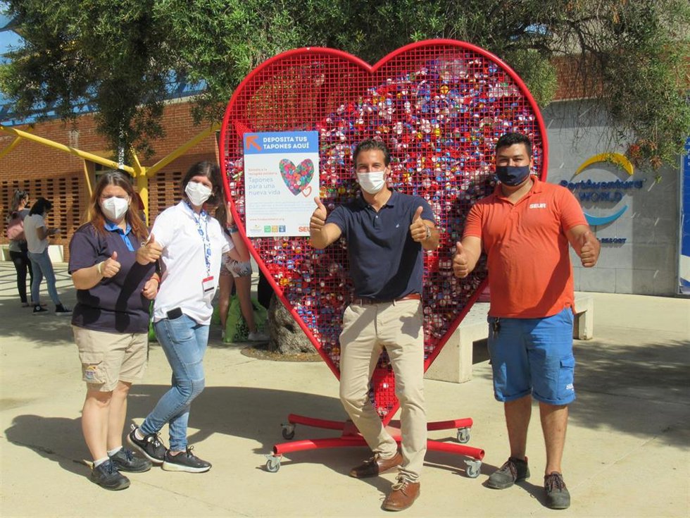 PortAventura World se une a la iniciativa 'Tapones para una nueva vida' de Fundación Seur
