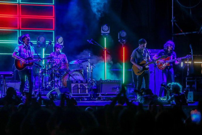 La banda Lori Meyers, durante un concierto del festival Noches del Botánico