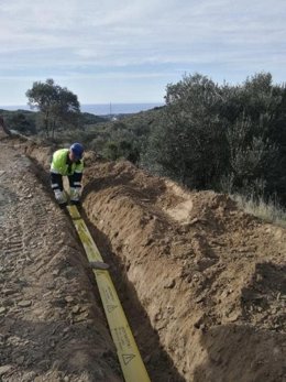 Endesa invierte 800.000 euros para reforzar la red eléctrica de Cadaqués (Girona)