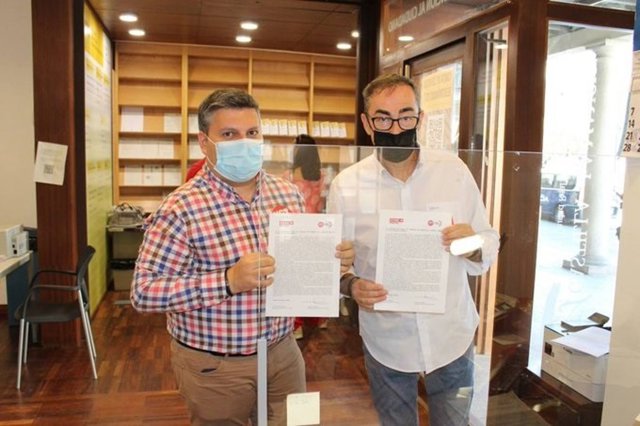 Los Secretarios Regionales De UGT Y CCOO, Luis Manuel Monforte Y Paco De La Rosa, Respectivamente, Han Demandado Este Miércoles Al Gobierno Central La Subida Del Salario Mínimo Interprofesional (SMI) Y La Derogación De La Reforma Laboral.