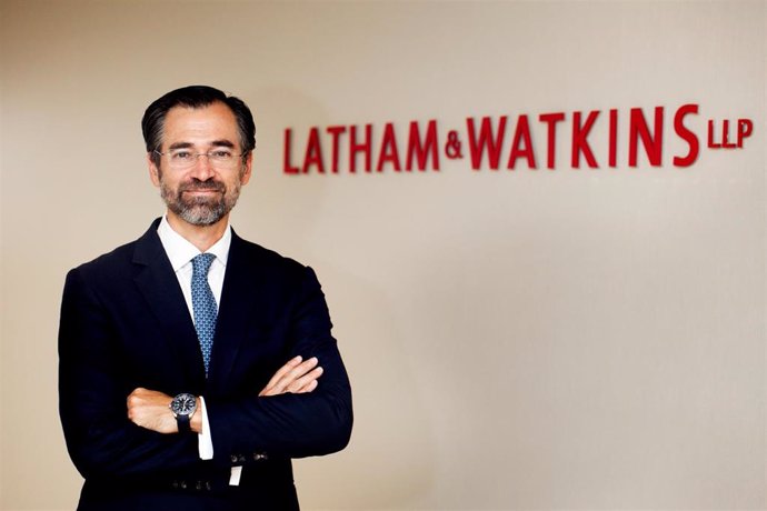 Archivo - Ignacio Gómez-Sancha, socio director de la oficina de Latham & Watkins en Madrid.