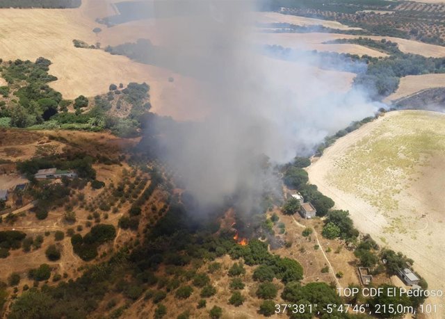 Incendio declarado en Cantillana