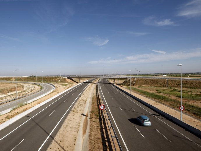 Archivo - Autopista AP-36 Ocaña-La Roda