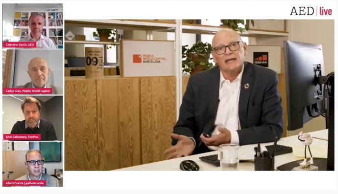 El ceo de la GSMA, John Hoffman, en un debate online