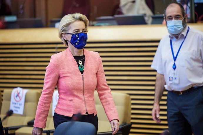 HANDOUT - 14 July 2021, Belgium, Brussels: President of the European Commission Ursula von der Leyen arrives for the weekly meeting of the Commission. Photo: Claudio Centonze/European Commission/dpa - ATTENTION: editorial use only and only if the credit