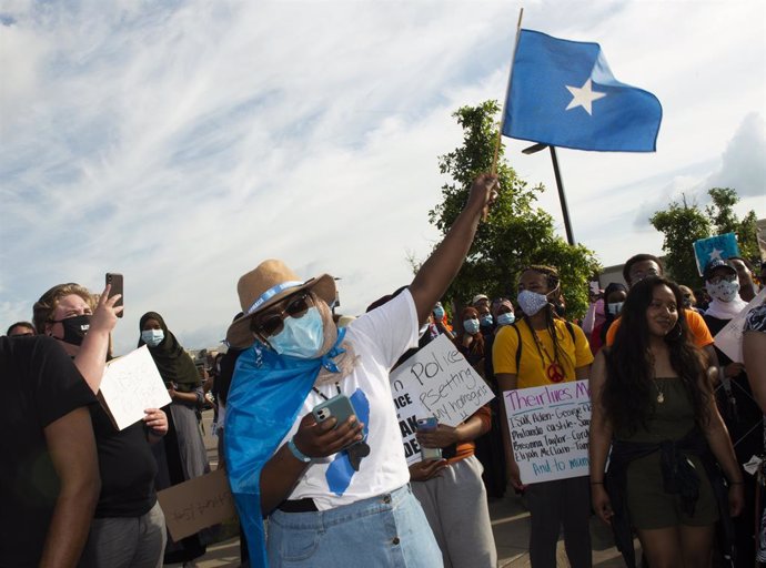 Bandera de Somalia en una protesta