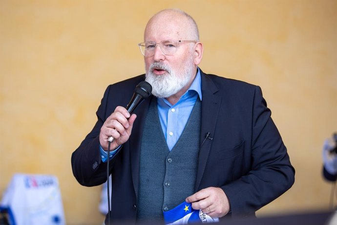 HANDOUT - 16 June 2021, Belgium, Brussels: European Commission Vice-President Frans Timmermans speaks during the official start of the Sun Trip Europe cycling race for bicycles powered by solar energy in front of European Commission headquarters in Brus
