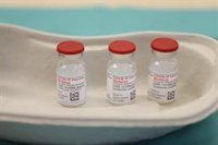 Sanidad anuncia un incremento de la llegada semanal de dosis de Moderna, con hasta 1,2 millones en septiembre