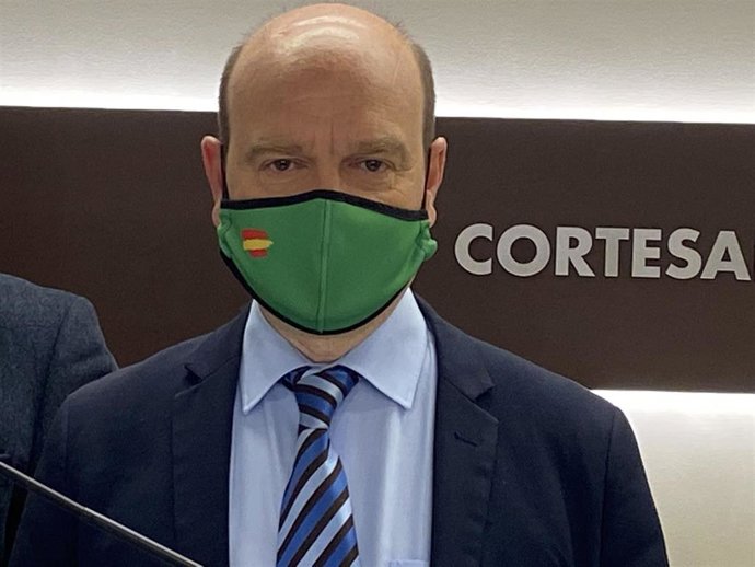 Archivo - El portavoz parlamentario de VOX en Aragón, Santiago Morón.