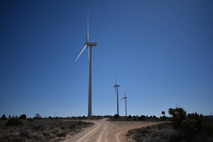 Archivo - Mapfre compra un portfolio de 426 MW en activos renovables, asesorado por Blue Tree